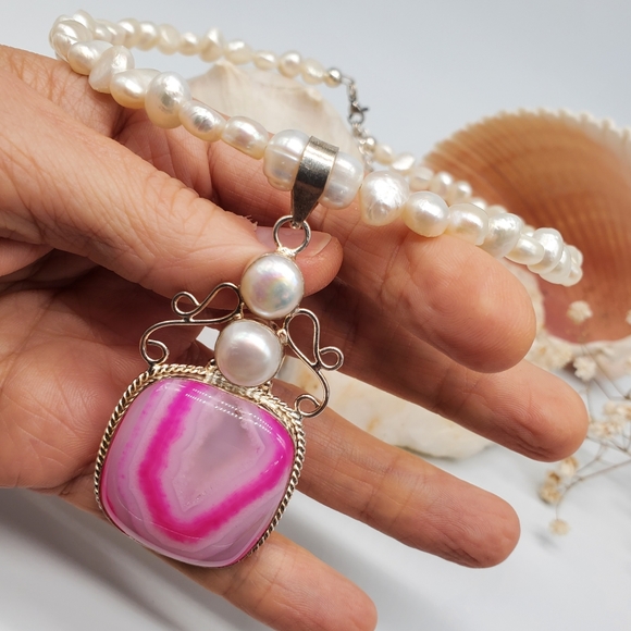 Freshwater Pearls Necklace Silver Hot Pink Genuine Agate Pendant - Picture 3 of 7
